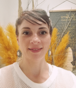 Photo de Céline Pain formatrice au Collège de Naturopathie Ressourcée